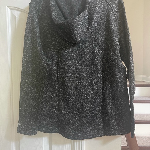 Eddie Bauer fleece zip up jacket with pockets NWT - Picture 2 of 4